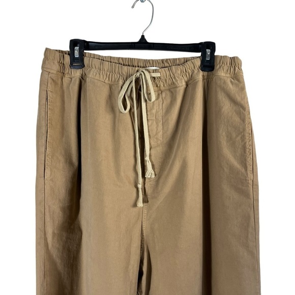 NILI LOTAN Walker Drawstring Pants in Tan - Picture 4 of 10